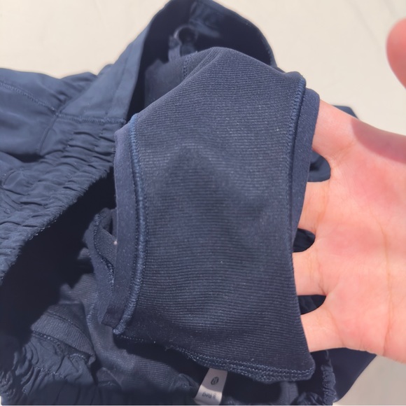 Lululemon Hotty Hot II Low-Rise Lined Short 2.5” Size 8 Reg True Navy Blue NWOT - Picture 12 of 14